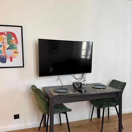 Luxurious - Center Of Paris