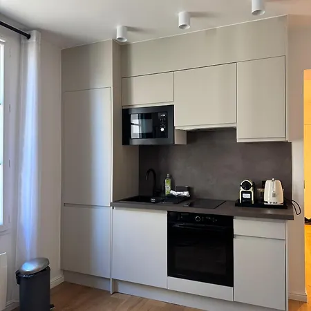Luxurious - Center Of Daire *